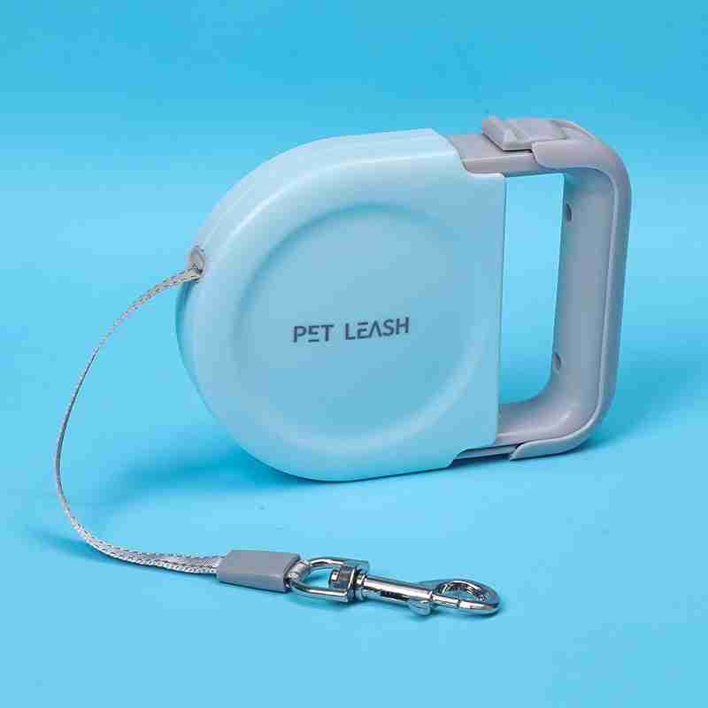 Blue retractable pet leash