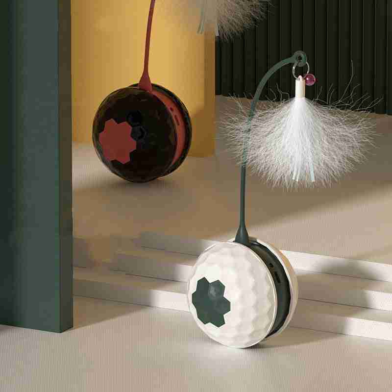 Cat watching electric intelligent bite-resistant cat toy with feather