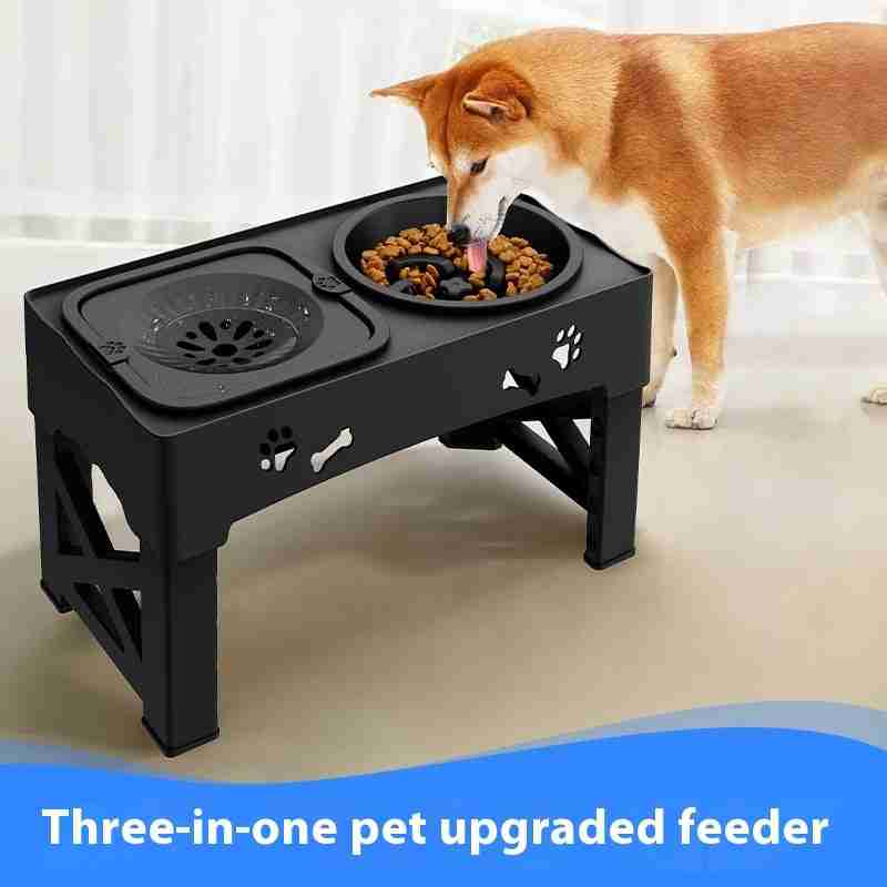 Adjustable pet feeding station