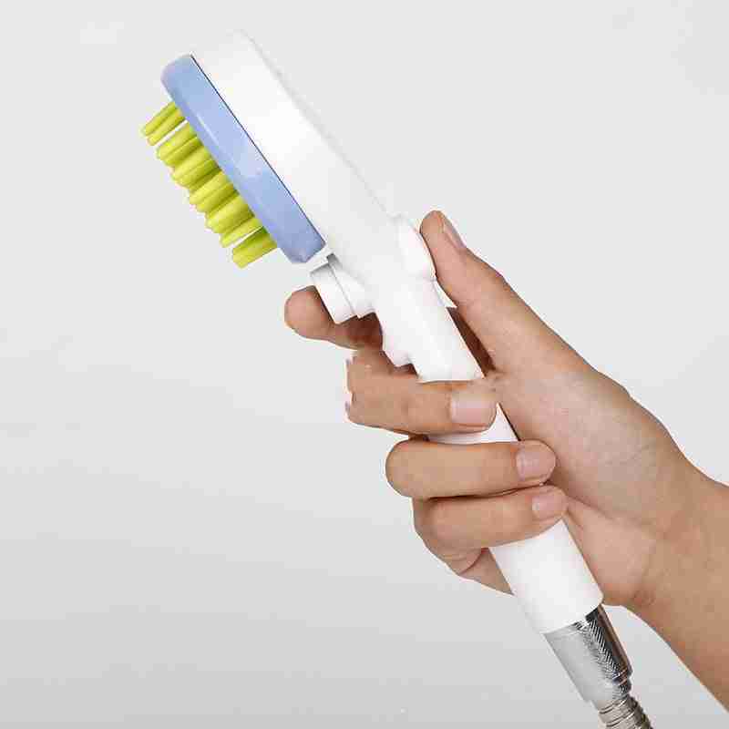 Pet bath brush with water spray